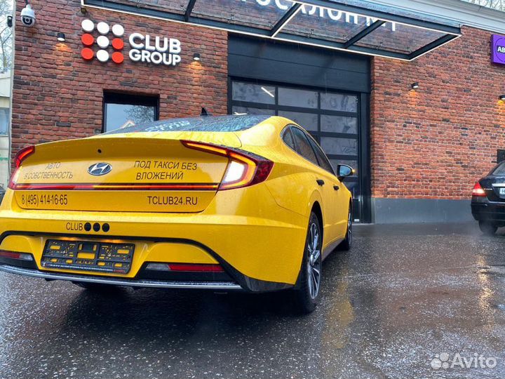 Водитель легкового автомобиля