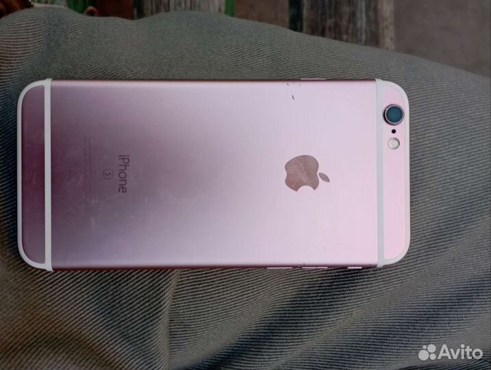Телефон iPhone 6s