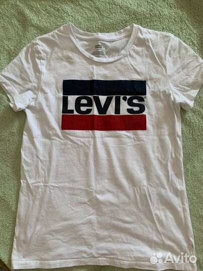 Футболка Levis