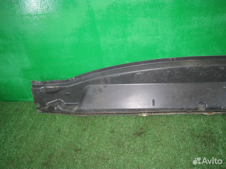 Водосток Ford Focus 2 (CB4) 2008