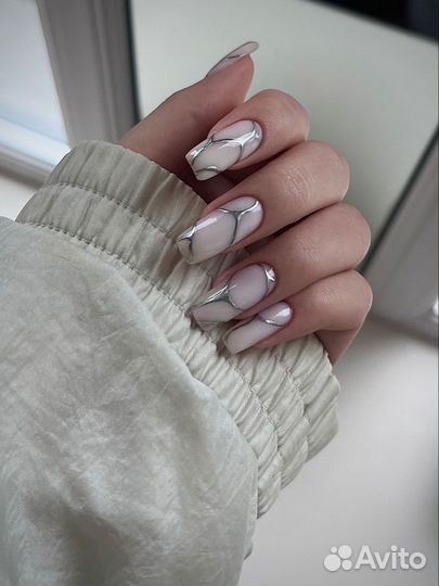 Маникюр Педикюр наращивание ногтей