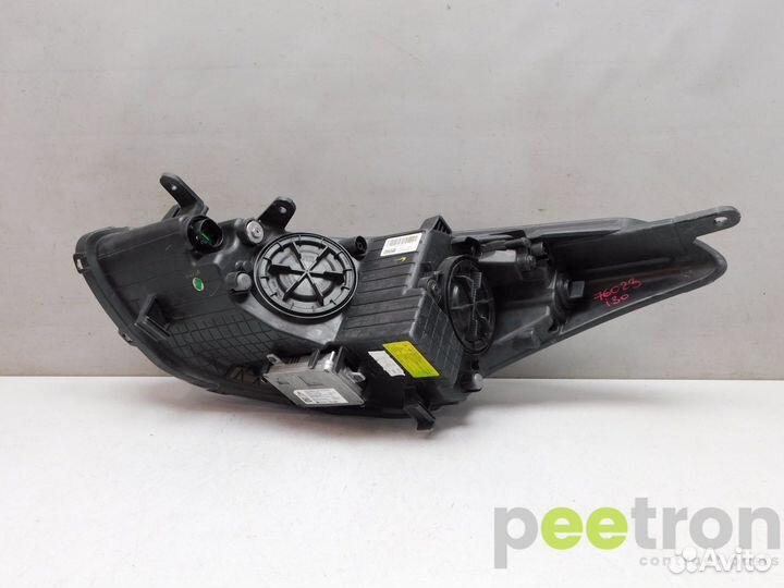 Б/У Б/У Фара правая б/у Ксенон. С блоком и лампой