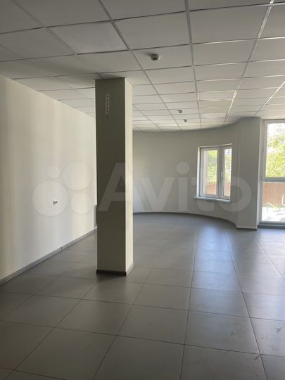 Торговая площадь, 90 м²