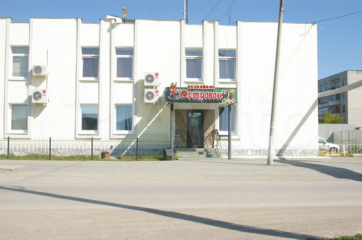 Нежилое помещение, 420 м²