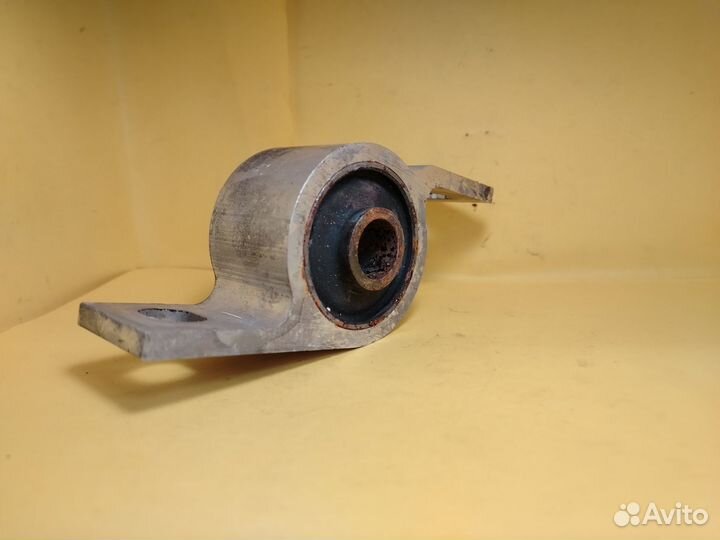 Сайлентблок 20201FA060 subaru impreza 93-01