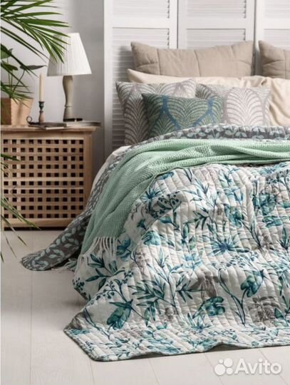 Покрывало 220x240 см стеганое новое