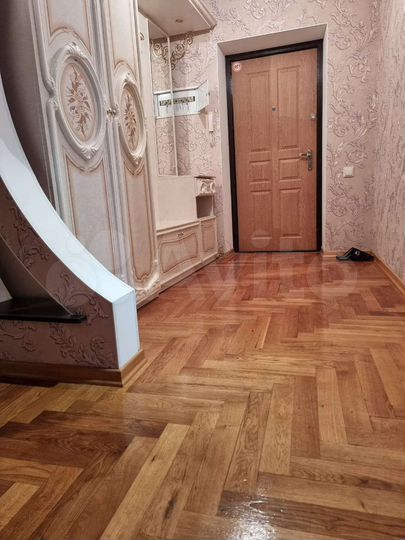 2-к. квартира, 89 м², 4/13 эт.