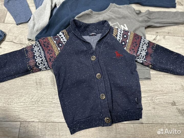 Пакет брендовой одежды теплой для мальчика