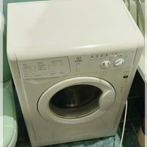 Стир�альная машина indesit 5кг