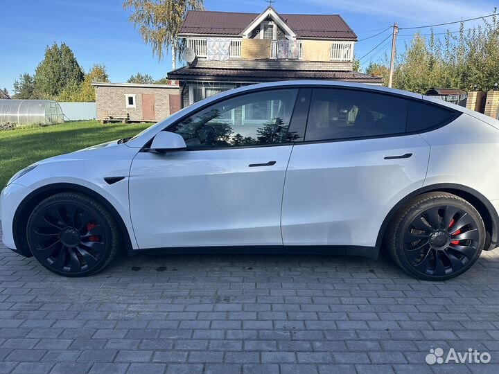 Tesla Model Y 450 л.с. AT, 2022, 40 000 км