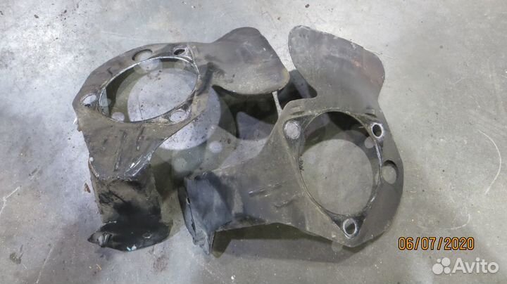 Пыльник тормозного диска Cadillac STS