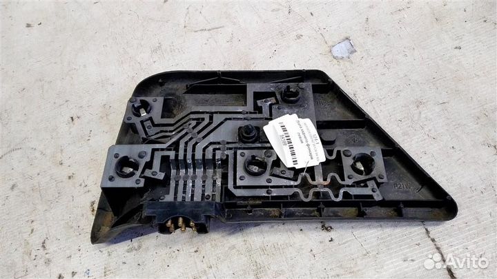 Плата заднего фонаря левого mersedesbenz W124 84