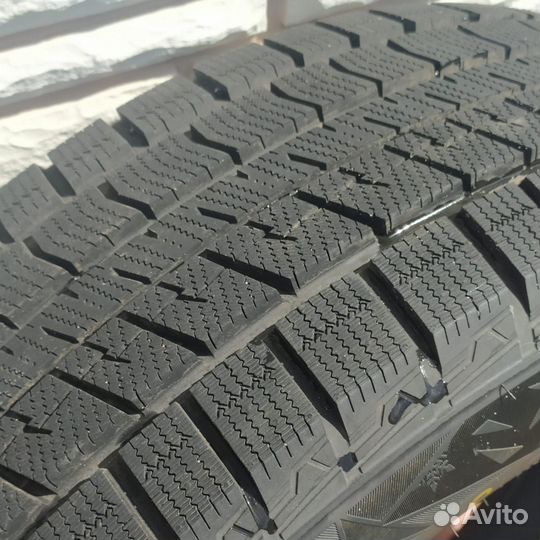 Tracmax X-Privilo S360 225/60 R18