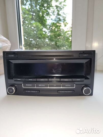 Штатное головное устройство Магнитола VW Multivan