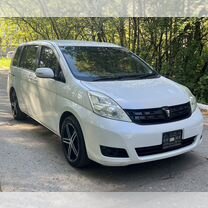 Toyota Isis 1.8 CVT, 2011, 230 000 км, с пробегом, цена 1 349 000 руб.