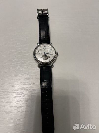 Часы Tomas Earnshaw механика