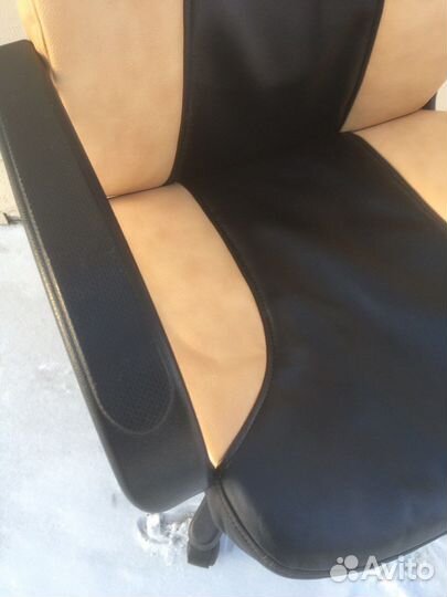 Компьютерное кресло