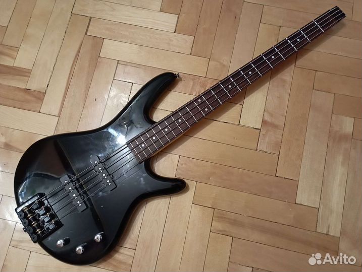 Безголовый бас ibanez gsr180