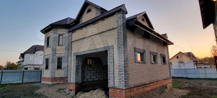 Дом 257 м² на участке 10 сот.