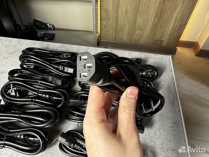 Кабеля питания C13/C19 для Antminer/Whatsminer