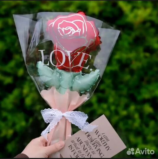 Букеты и шаров