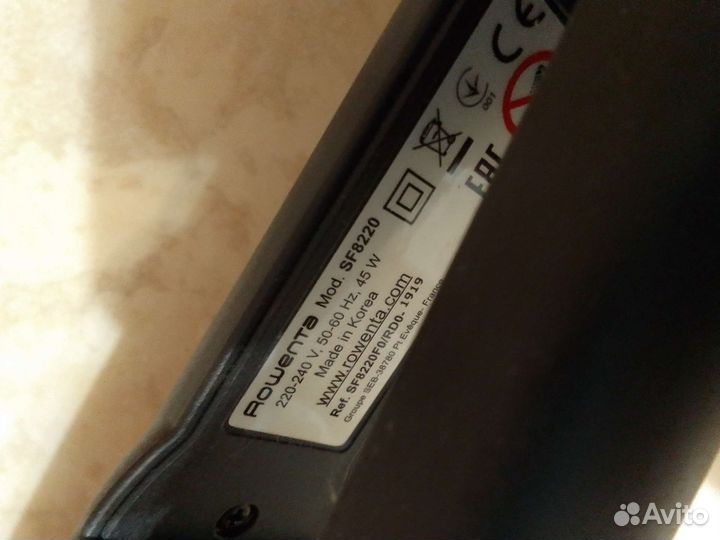 Выпрямитель для волос Rowenta SF8220F0