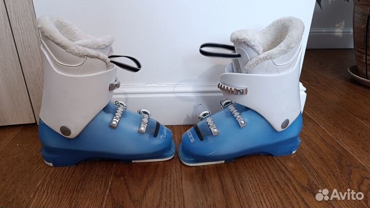 Детские горнолыжные ботинки (21,5)