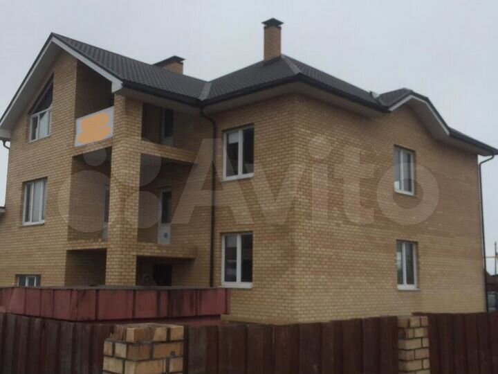 Коттедж 339 м² на участке 16,7 сот.