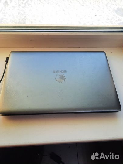 Нетбук Intel Pentium 1000 мгц 2GB 32 GB