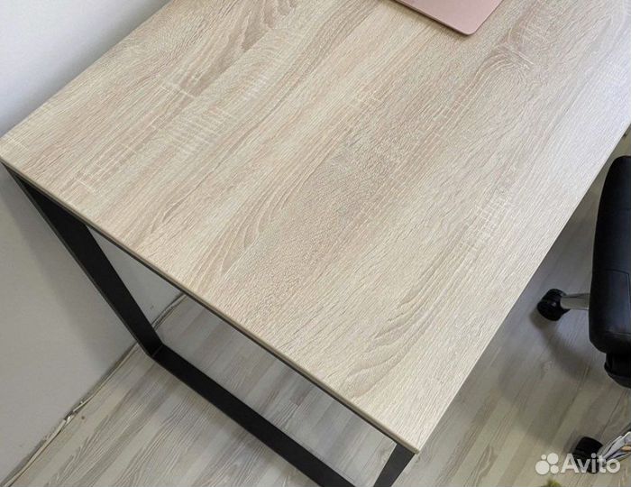 Стол в стиле лофт новый