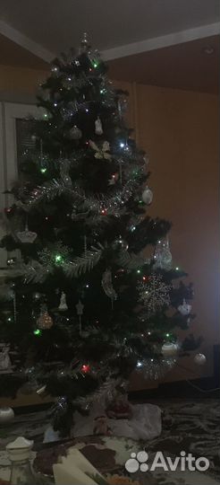 Елка искусственная