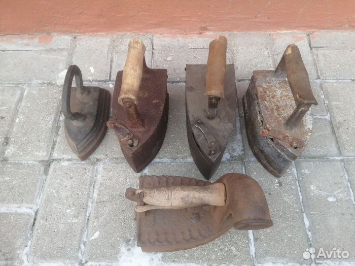 Старинные угольные утюги север 19 век