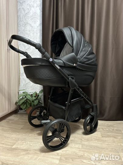 Коляска 2 в 1 adamex