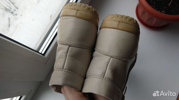 Ботинки осенние р.40