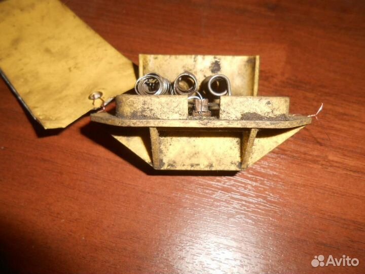 Резистор отопителя Audi 100/200