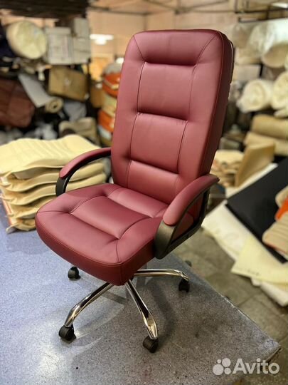 Компьютерное кресло