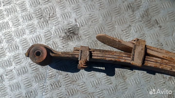 Рессора задняя mitsubishi L200 K4T 2006