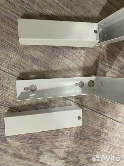 Кронштейн для полок металл белый 2шт