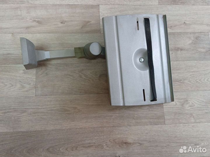 Подставка настенная для телевизора