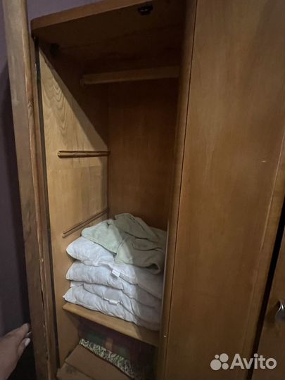 Шкаф винтажный скругленный