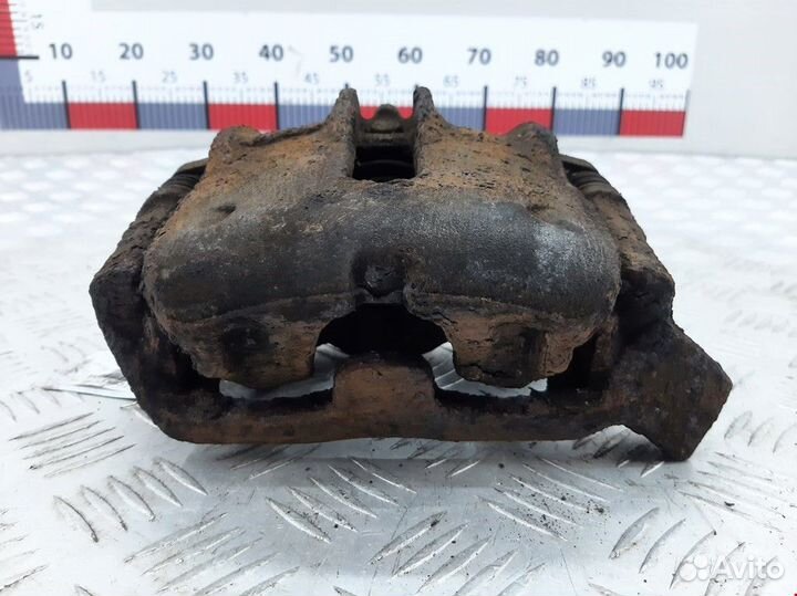 Суппорт передний правый Renault Scenic 1999