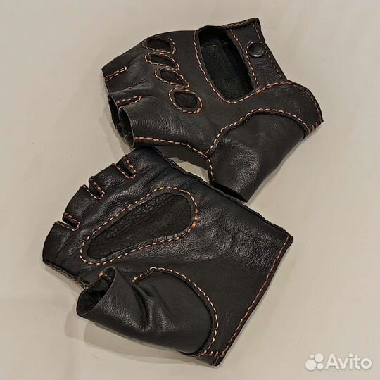 Перчатки водителя