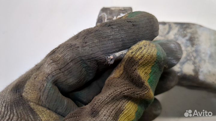 Ступица (кулак, цапфа) левая передняя Jeep Grand Cherokee