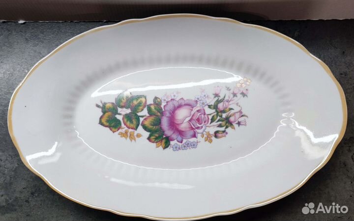 Большая тарелка и блюда времён СССР