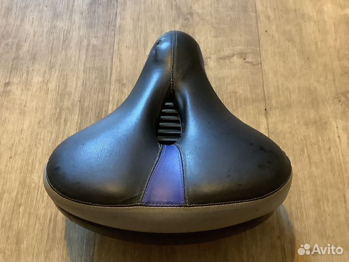 Широкое мягкое велосипедное сиденье бу