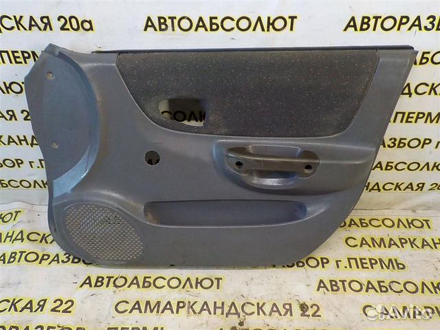Обшивка двери передней правой Hyundai Accent II