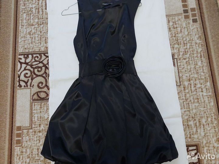 Маленькое чёрное платье