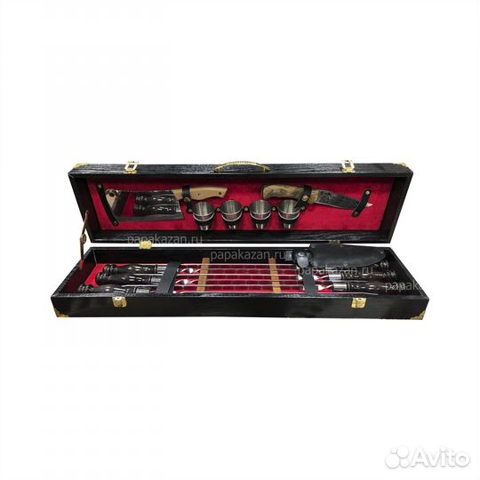 Подарочный кейс с шампурами 