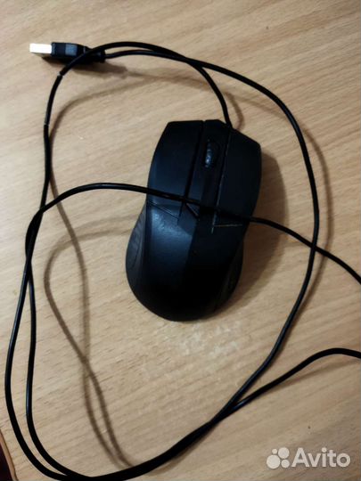 Игровая клавиатура и мышь