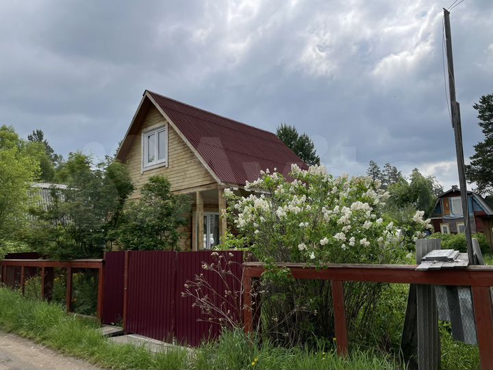 Дача 50 м² на участке 5 сот.